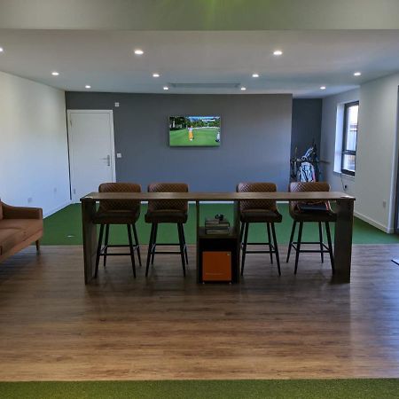 Golfers Dream Guest Suite With Onsite Golf Studio Available For Booking By Guests Strathkinness Dış mekan fotoğraf